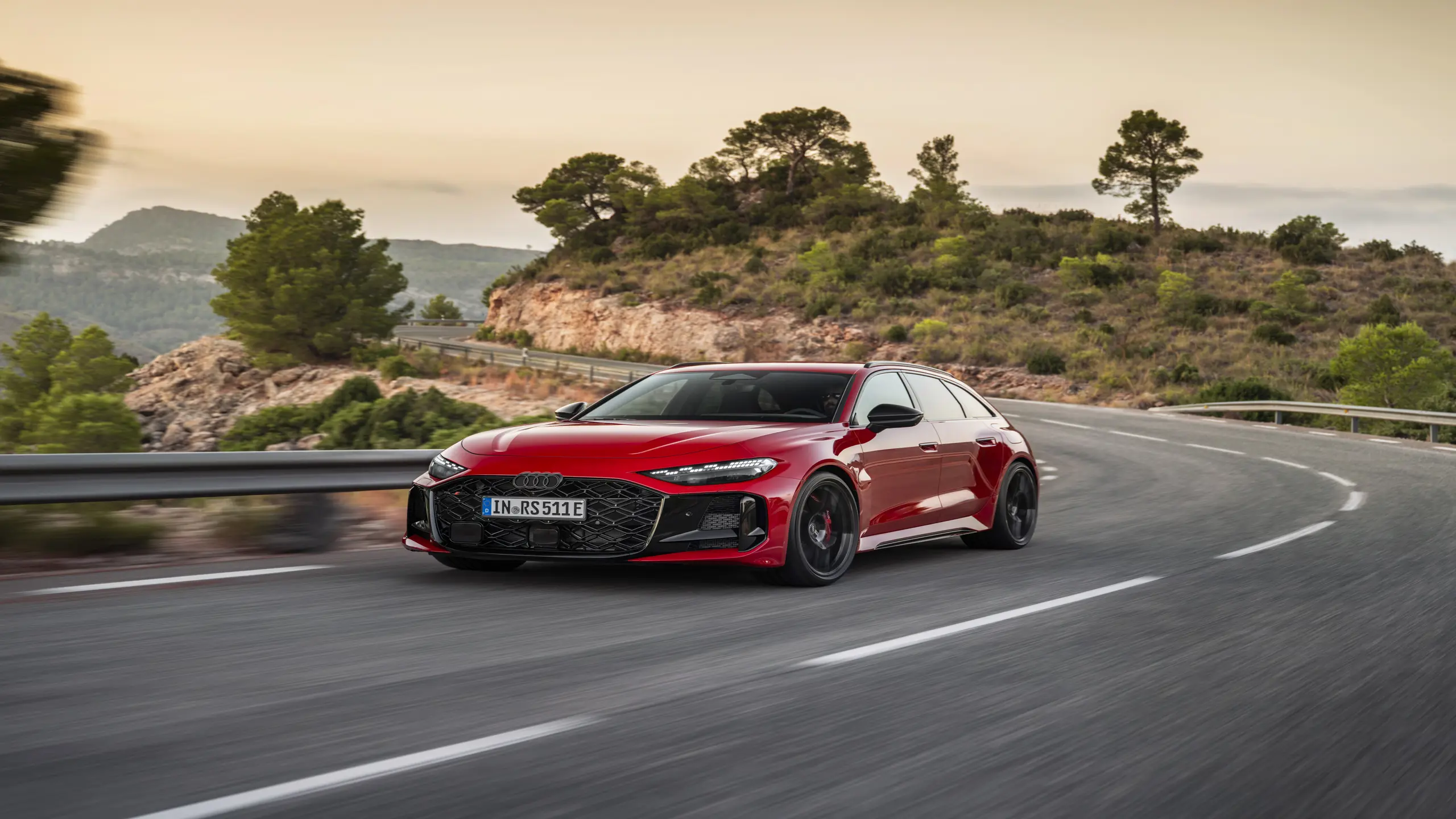 Audi RS 5 : une hybride de 639 ch qui redéfinit la formule RS