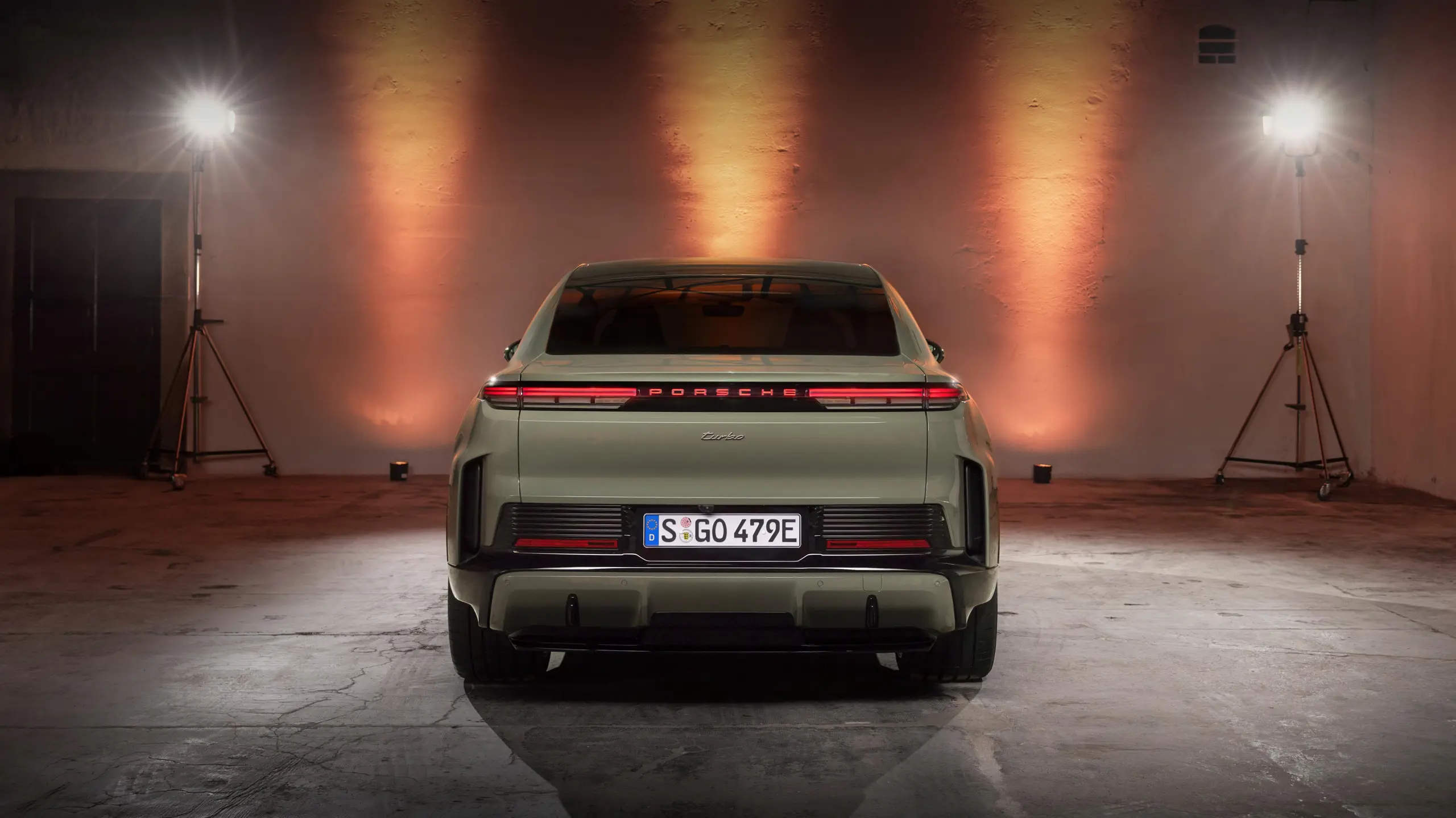Porsche Cayenne Coupé Electric : quand un design emblématique rencontre des performances électriques