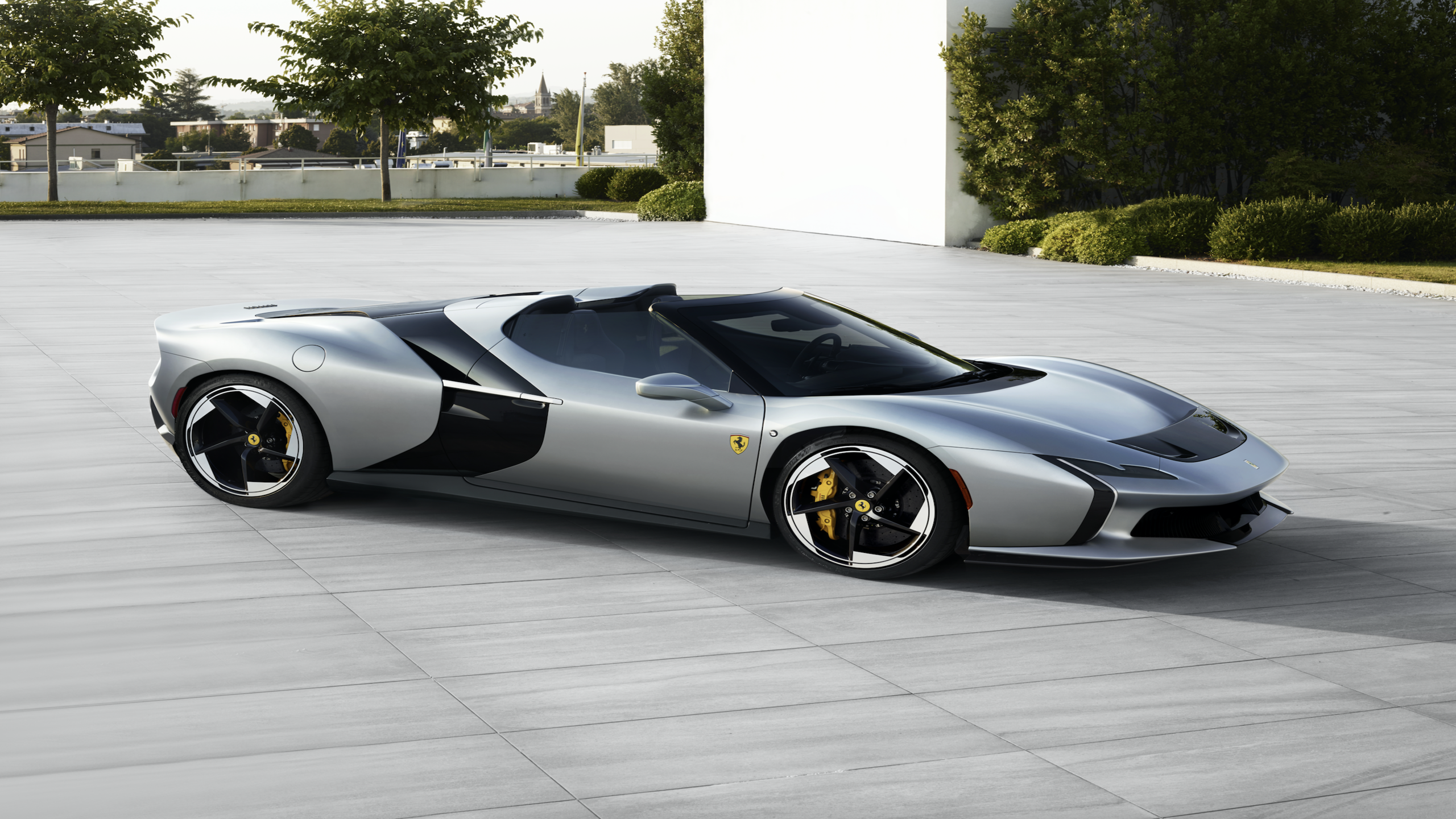 Ferrari HC25 : un roadster unique en son genre qui fait le pont entre le passé et l’avenir de Ferrari