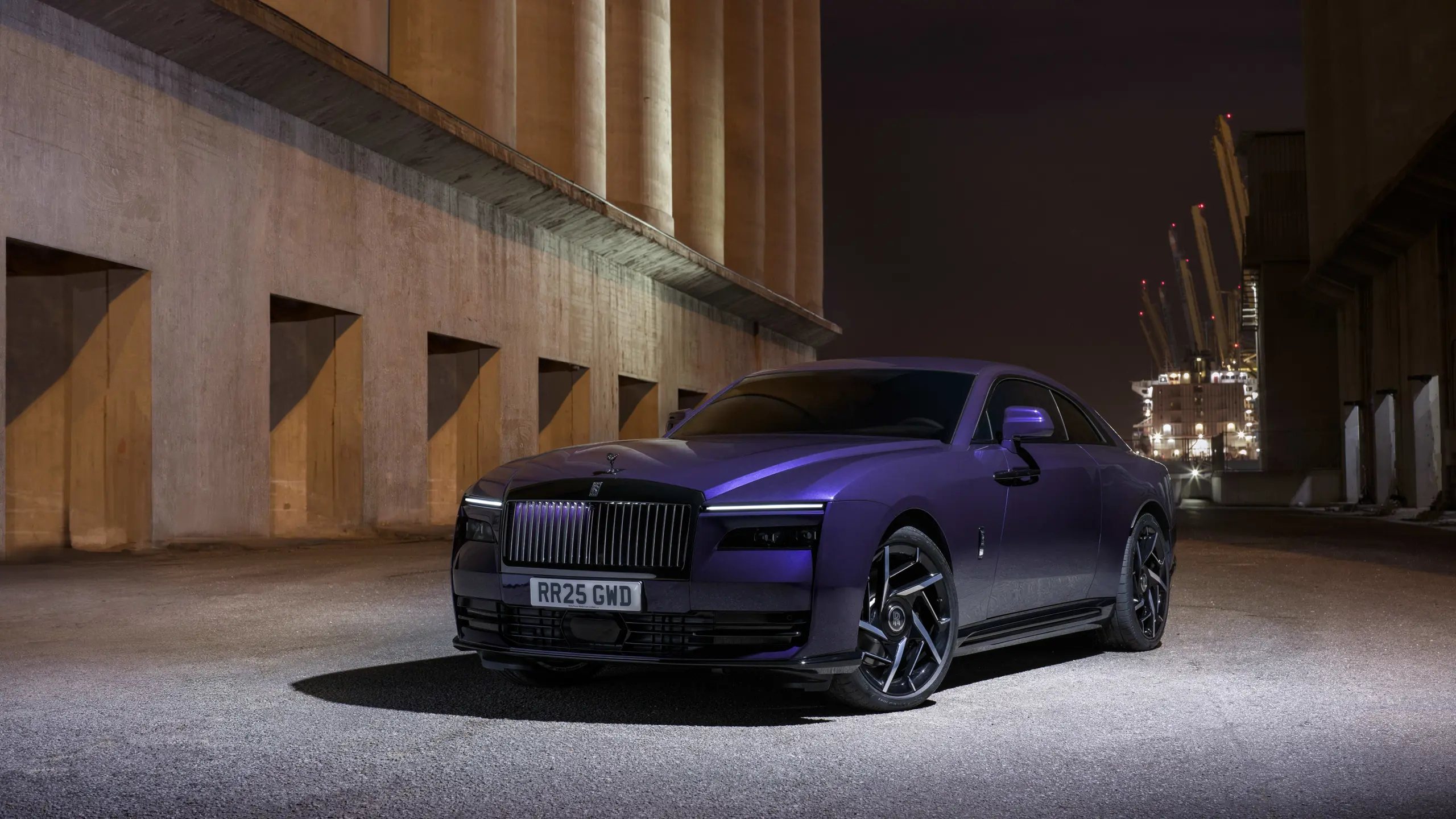 The Black Badge Spectre: Rolls-Royce’s Most Potent Expression of Power
