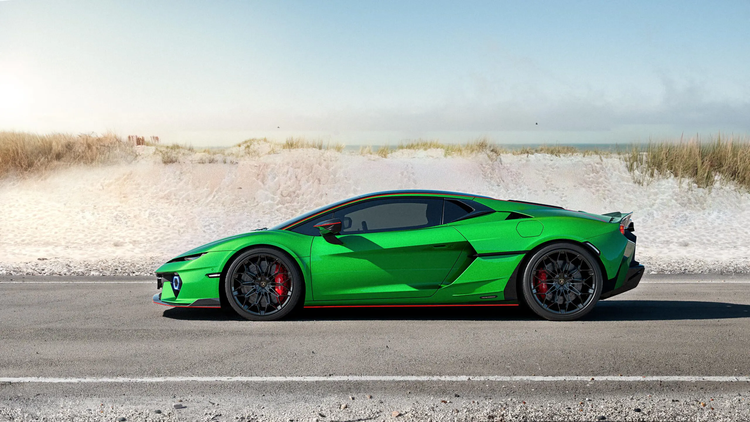 Sporty everyday practicality: The Lamborghini electric high-performance super sports car Temerario