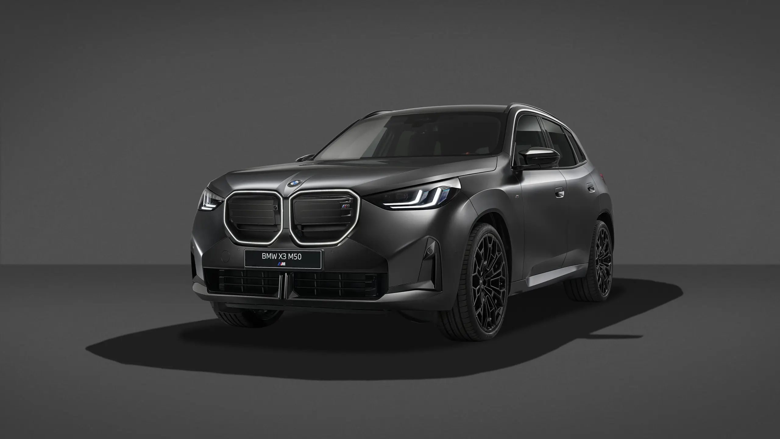 BMW X3 M50 xDrive Black Package : plus de puissance et un style encore plus exclusif BMW X3 M50 xDrive Black Package : plus de puissance et un style encore plus exclusif