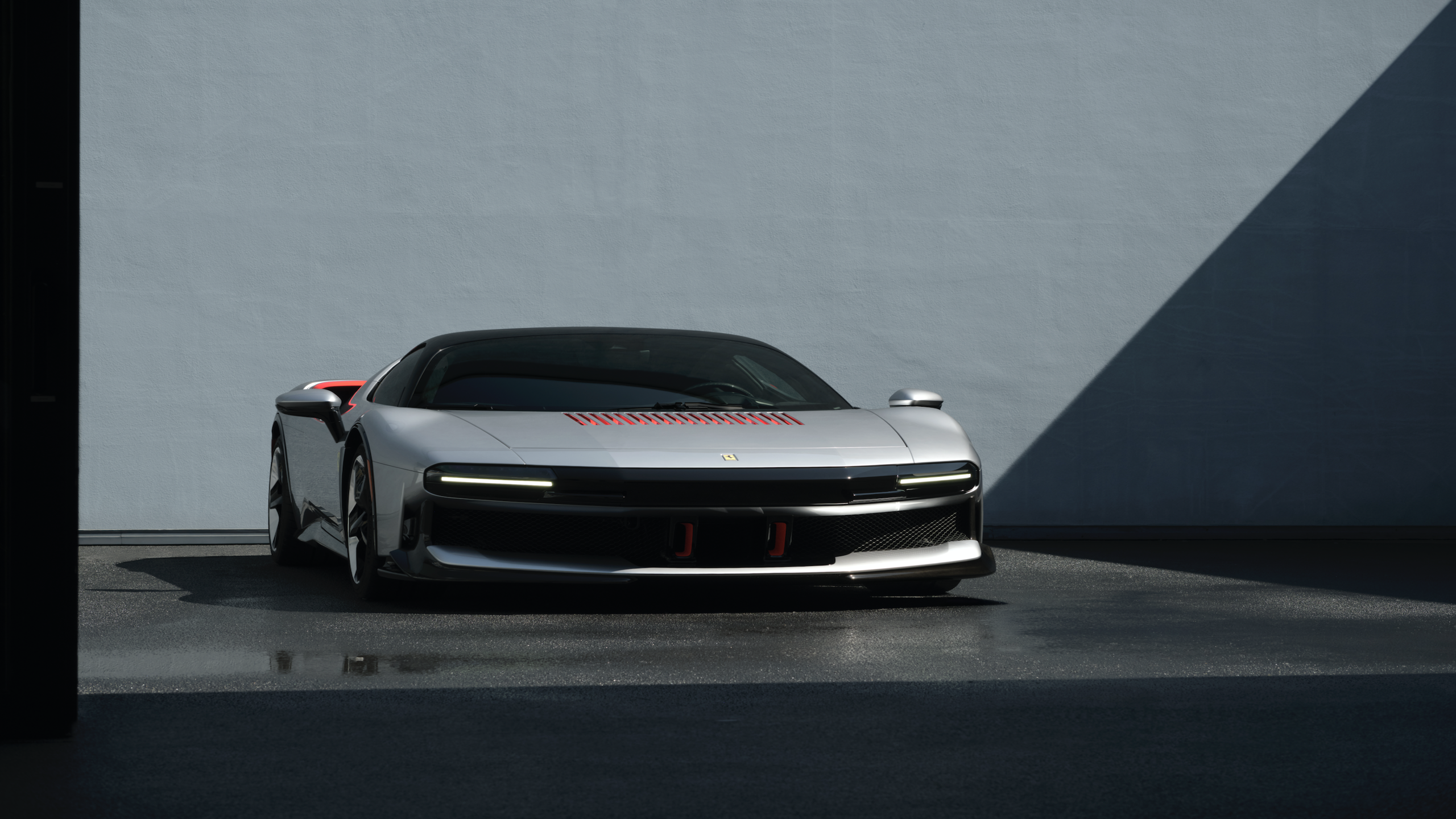 Ferrari CZ26 : un modèle unique qui s'exprime à travers la pureté des formes Ferrari CZ26 : un modèle unique qui s'exprime à travers la pureté des formes