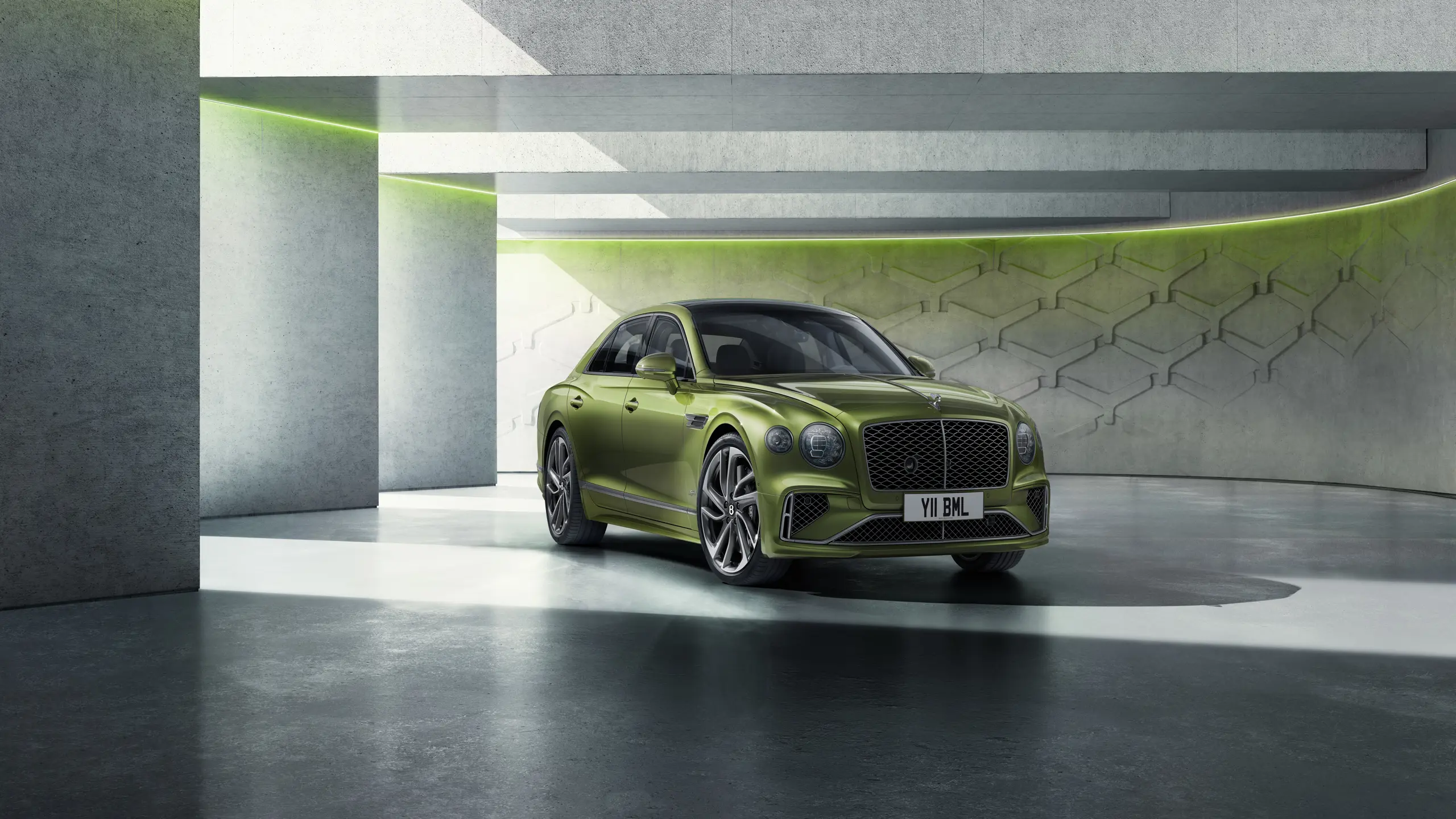 The New Bentley Flying Spur: Luxury Meets Performance Like Never Before
