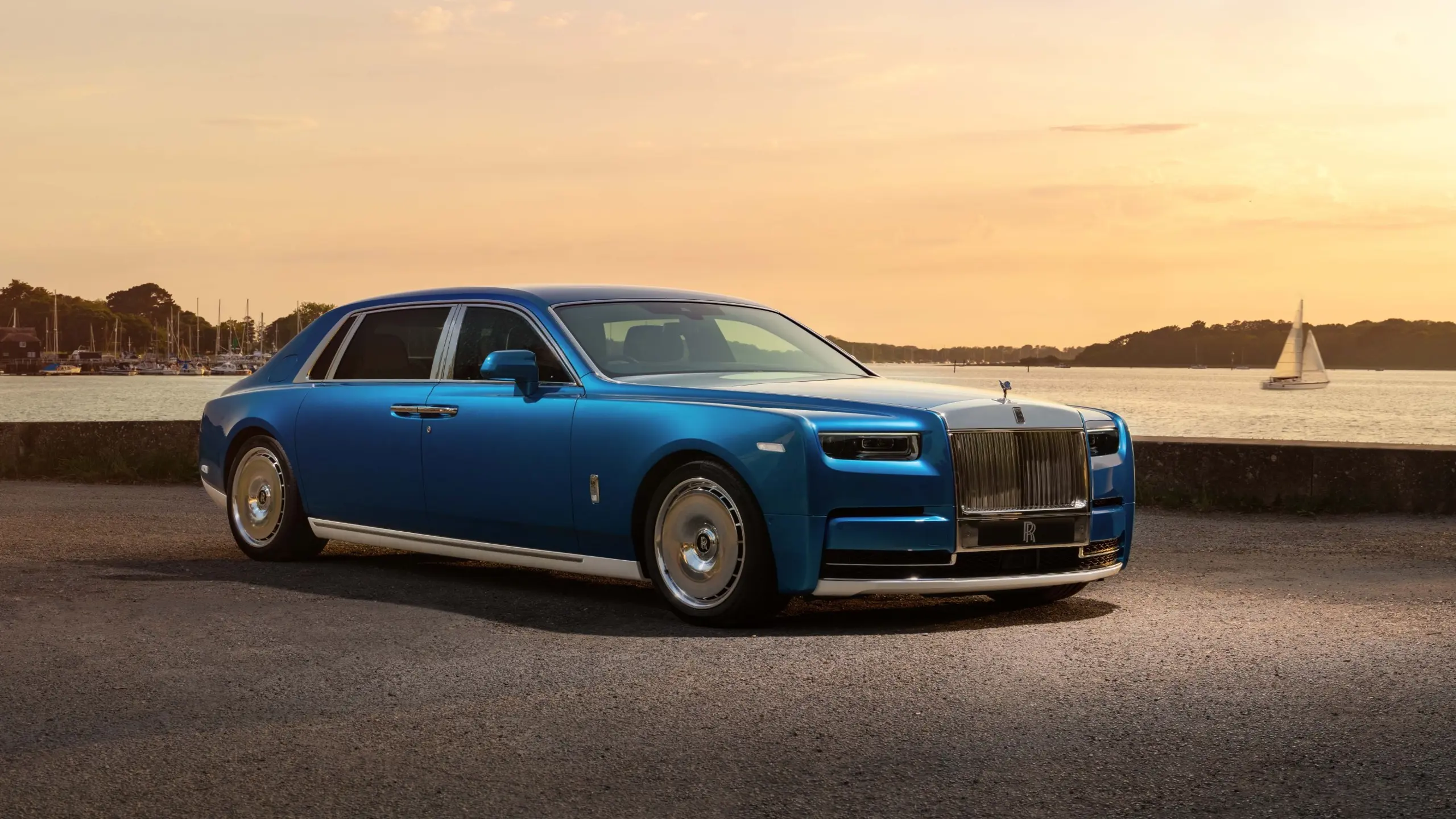 Rolls-Royce Phantom Regatta : une lettre à la mer, écrite en cuir et en lumière